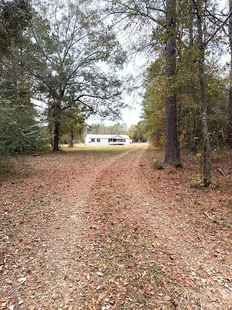 7.4 Acres of Residential Land with Home for Sale in Andalusia, Alabama