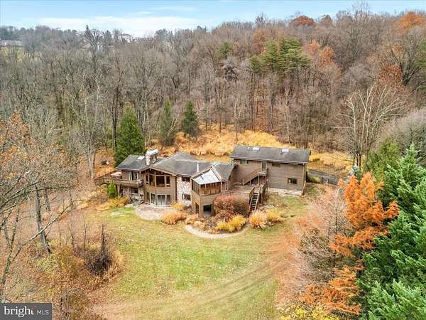 6 Acres of Residential Land with Home for Sale in Middletown, Maryland