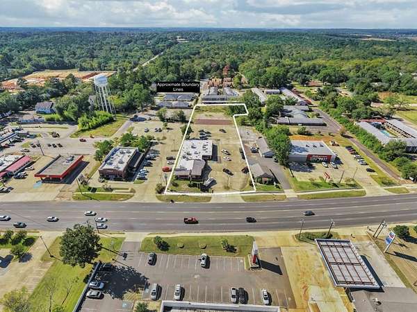 1.62 Acres of Improved Commercial Land for Sale in Nacogdoches, Texas