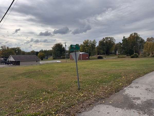 0.5 Acres of Land for Sale in Maysville, Missouri