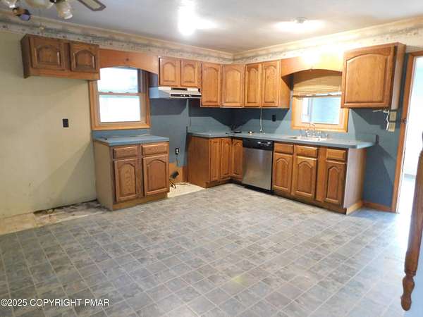 10 Acres of Residential Land with Home for Sale in Kunkletown, Pennsylvania