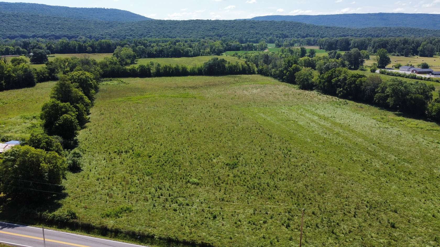 7 Acres of Residential Land for Sale in Pelham, Tennessee