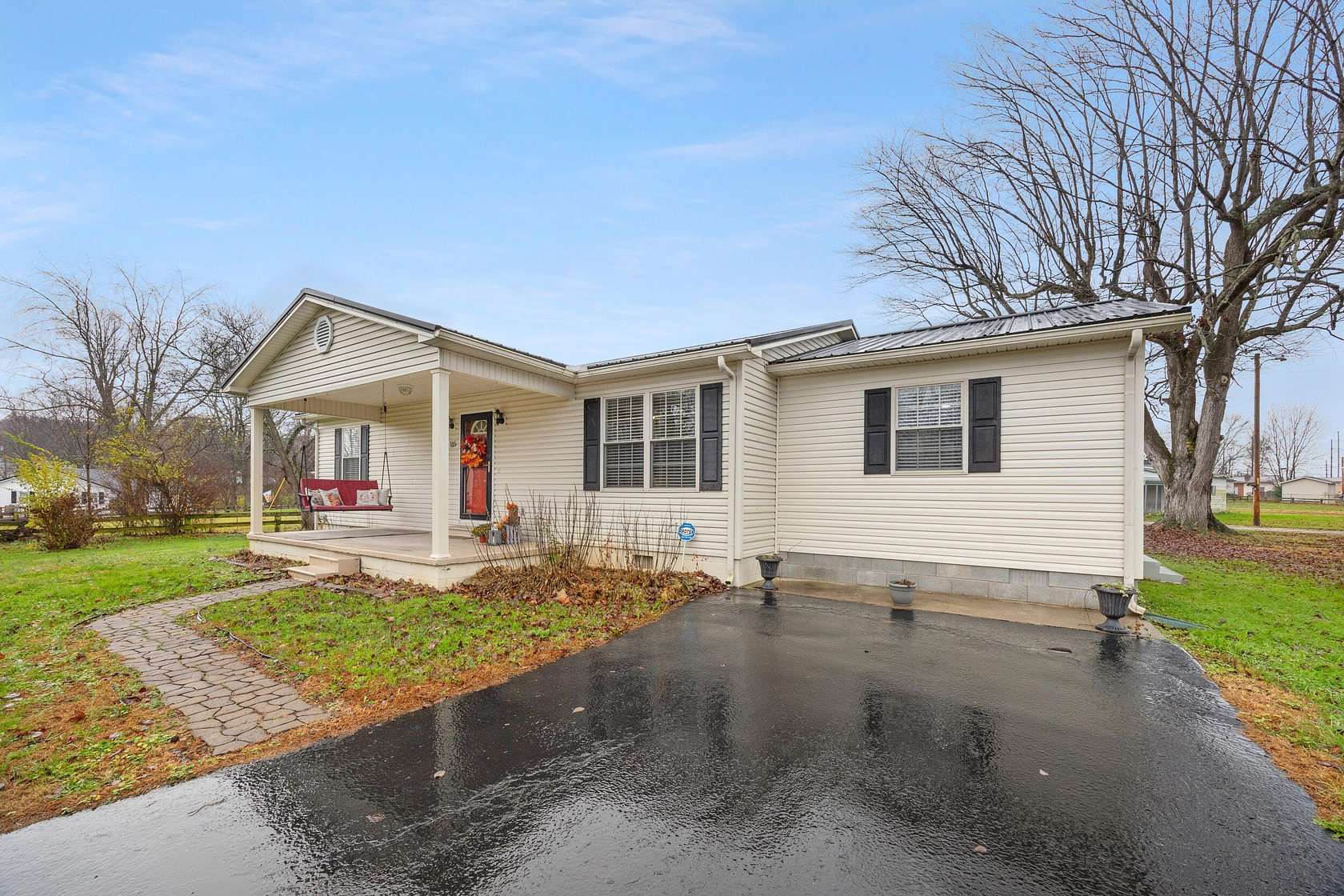 2.33 Acres of Residential Land with Home for Sale in Stanton, Kentucky