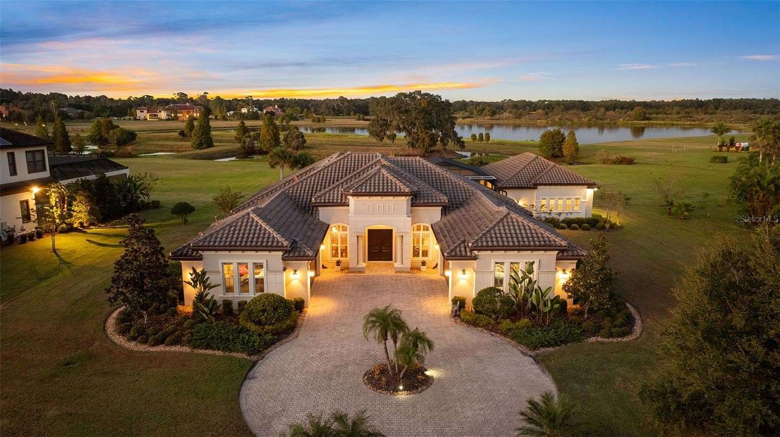 2 Acres of Residential Land with Home for Sale in Thonotosassa, Florida