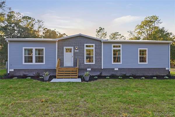 4.39 Acres of Residential Land with Home for Sale in Homosassa, Florida