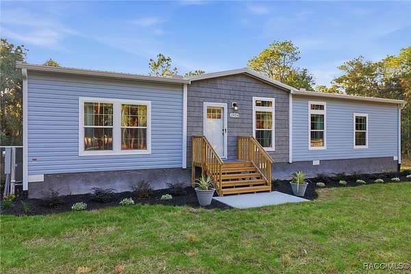 4.39 Acres of Residential Land with Home for Sale in Homosassa, Florida