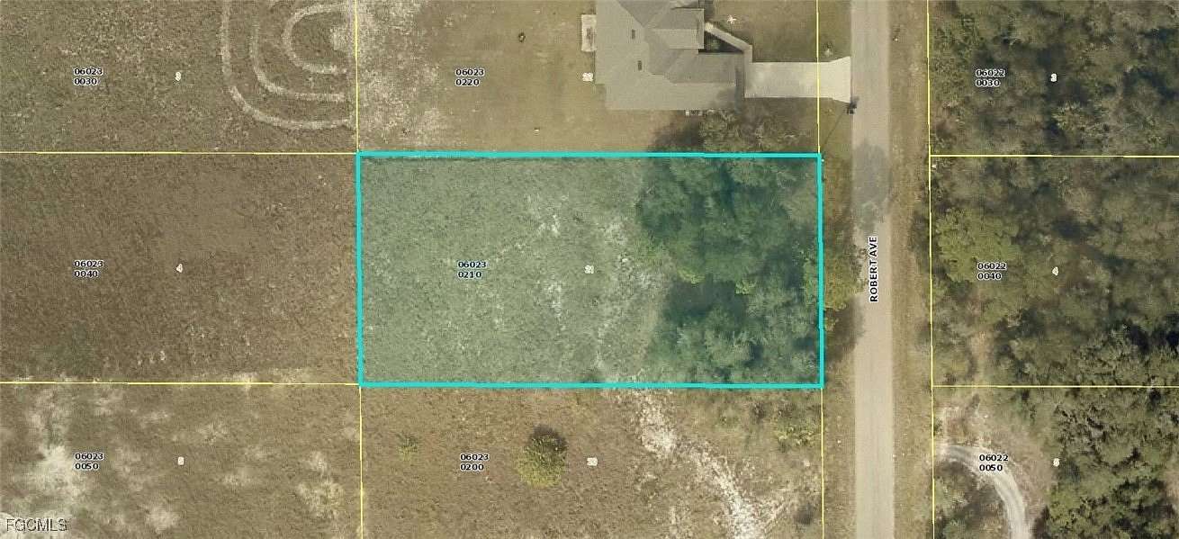 0.5 Acres of Land for Sale in Lehigh Acres, Florida