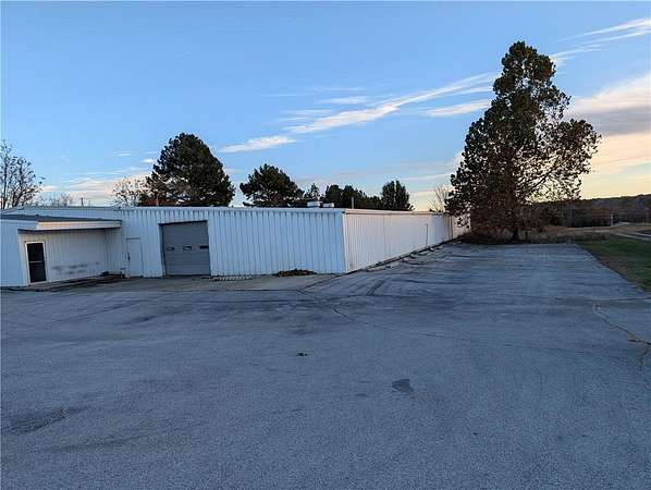 2.26 Acres of Improved Commercial Land for Sale in Harrison, Arkansas