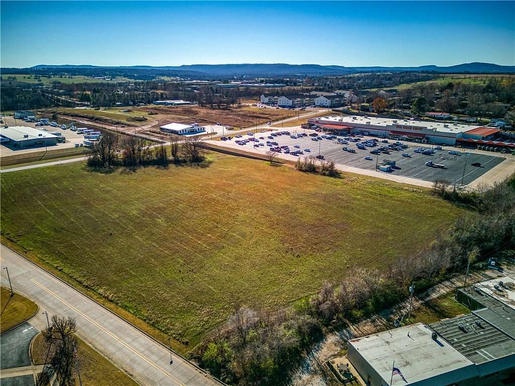 7 Acres of Commercial Land for Sale in Harrison, Arkansas