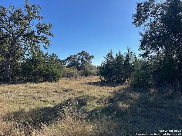1 Acre of Residential Land for Sale in New Braunfels, Texas