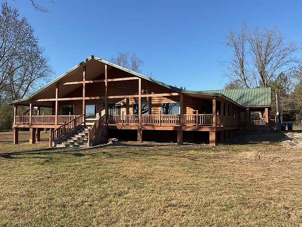 9 Acres of Residential Land with Home for Sale in Rutledge, Alabama