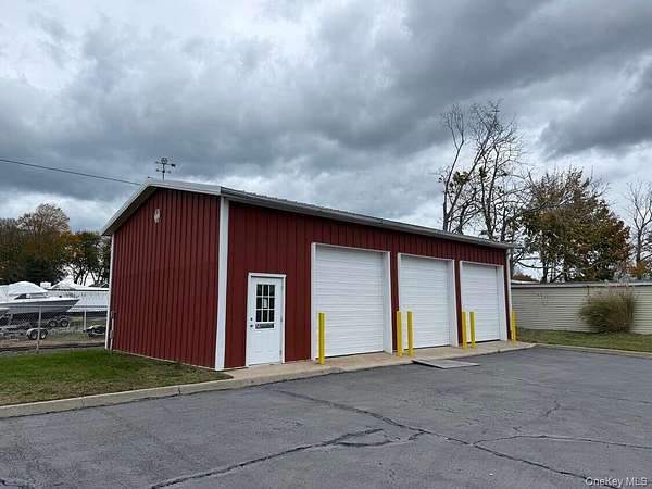 2.3 Acres of Commercial Land for Lease in Southold, New York