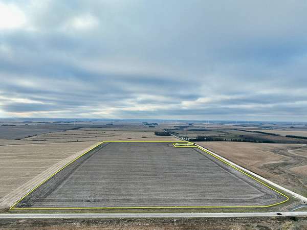 71.1 Acres of Agricultural Land for Sale in New Hampton, Iowa