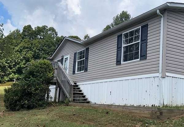 1.62 Acres of Improved Residential Land for Sale in Edmonton, Kentucky