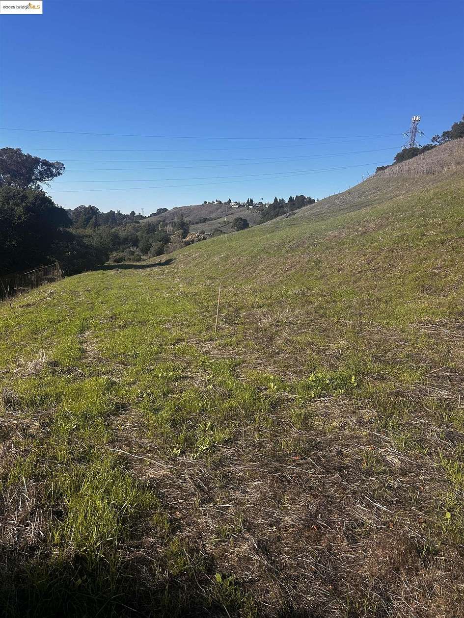 2.54 Acres of Residential Land for Sale in El Sobrante, California