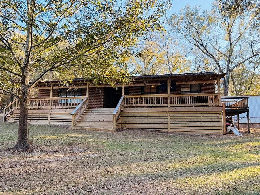 1.55 Acres of Residential Land with Home for Sale in Troy, Alabama