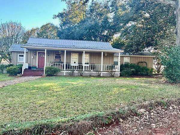 6.27 Acres of Residential Land with Home for Sale in San Augustine, Texas