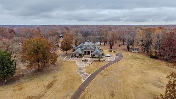 96.6 Acres of Land with Home for Sale in Sardis, Mississippi