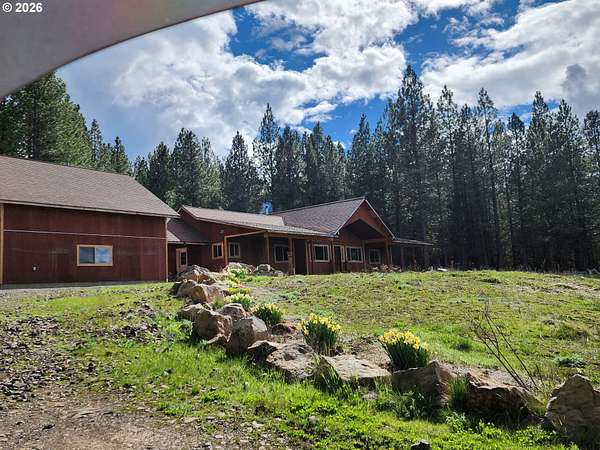 280 Acres of Recreational Land with Home for Sale in Elgin, Oregon