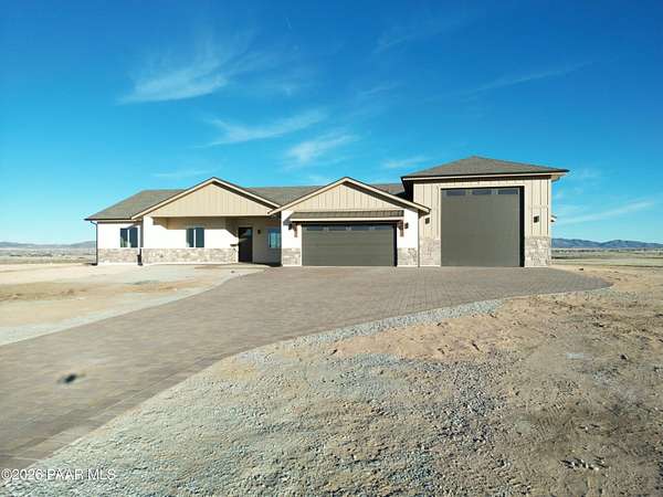 4 Acres of Land with Home for Sale in Prescott Valley, Arizona