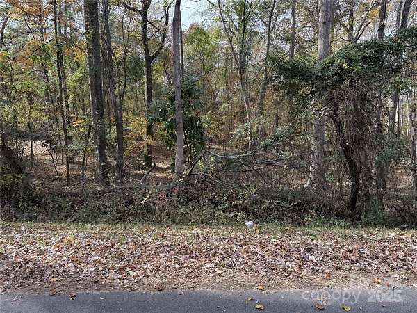 1.84 Acres of Residential Land for Sale in Great Falls, South Carolina