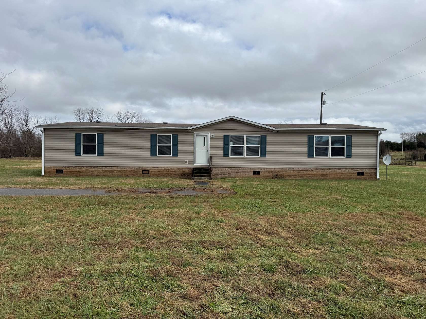 4.75 Acres of Land with Home for Sale in Prospect, Tennessee