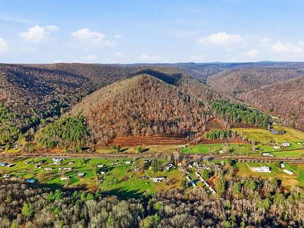 82 Acres of Recreational & Residential Land for Sale in Emporium, Pennsylvania