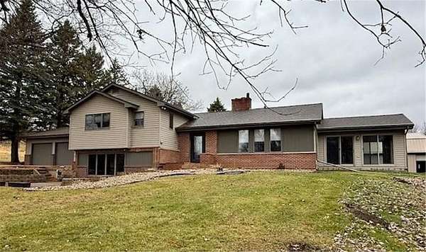 2.44 Acres of Residential Land with Home for Sale in Great Bend Township, Minnesota