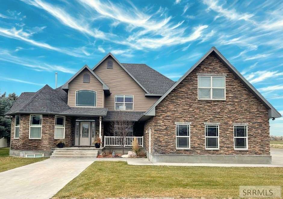 1.68 Acres of Residential Land with Home for Sale in Blackfoot, Idaho