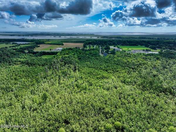 11 Acres of Land for Sale in Barco, North Carolina