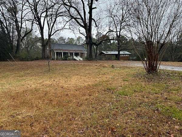 5.68 Acres of Residential Land with Home for Sale in Rockmart, Georgia