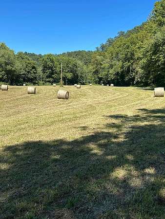 8 Acres of Residential Land for Sale in Salyersville, Kentucky