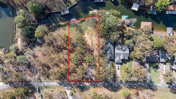 0.3 Acres of Residential Land for Sale in Malakoff, Texas