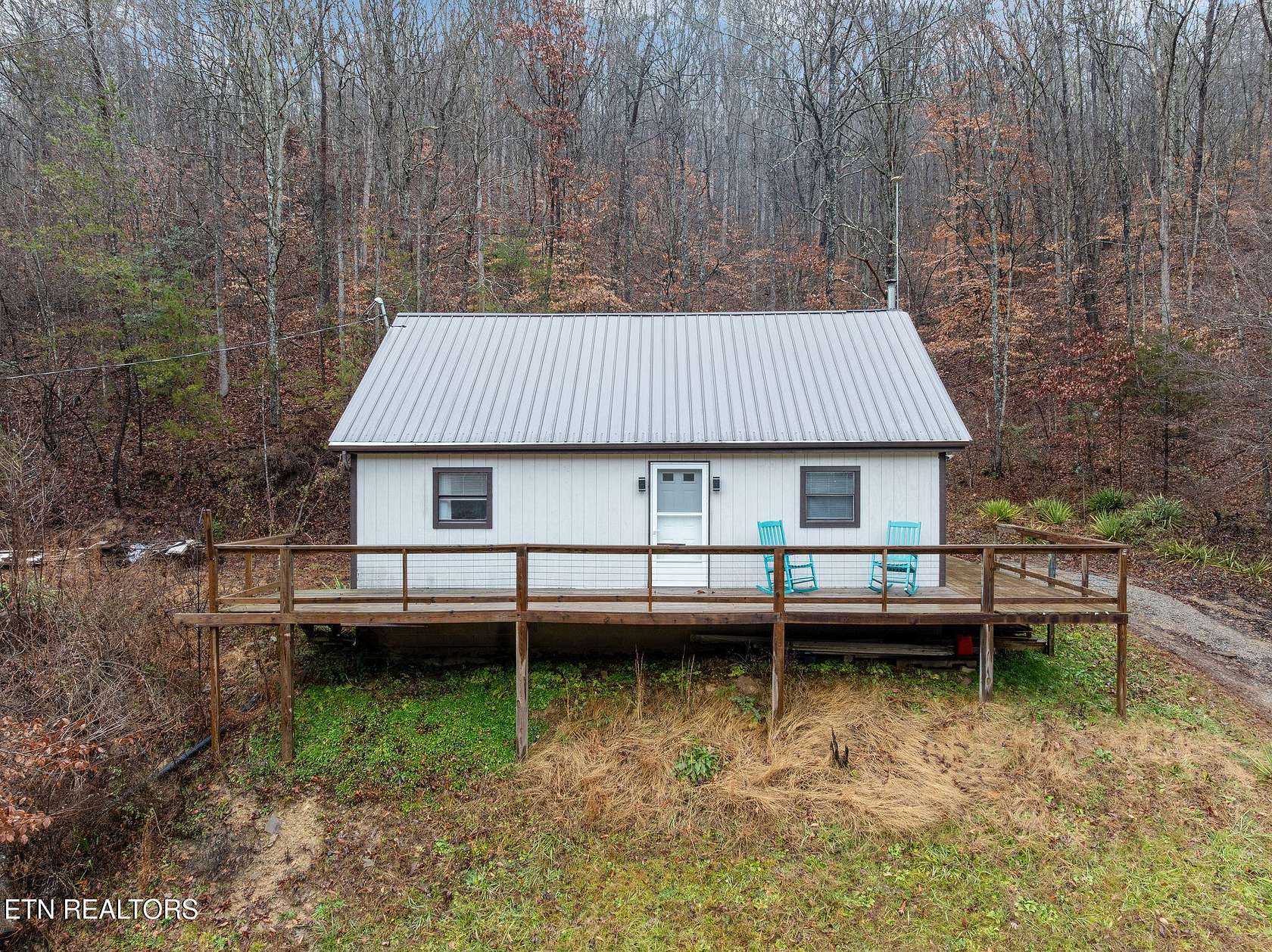 15.4 Acres of Recreational Land with Home for Sale in Sneedville, Tennessee