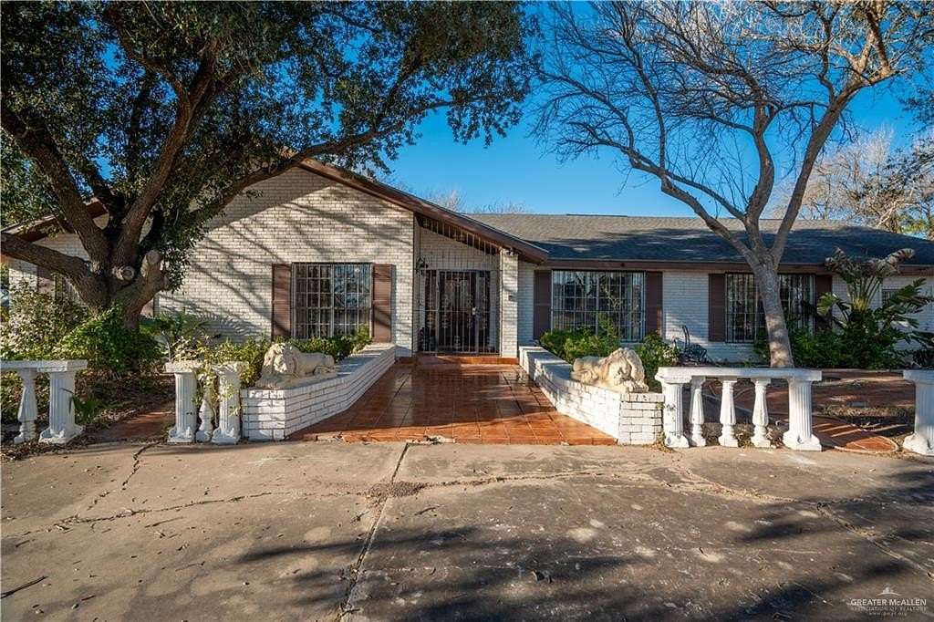 2.88 Acres of Land with Home for Sale in Weslaco, Texas