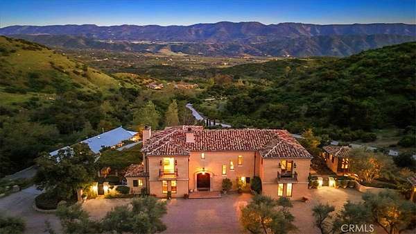 47 Acres of Land with Home for Sale in Ojai, California