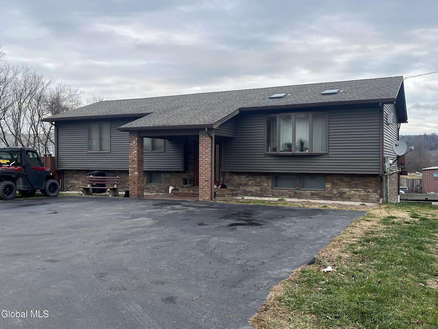 2.9 Acres of Improved Mixed-Use Land for Sale in Hillsdale, New York