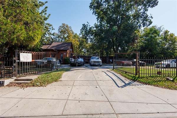 2.18 Acres of Residential Land with Home for Sale in Dallas, Texas