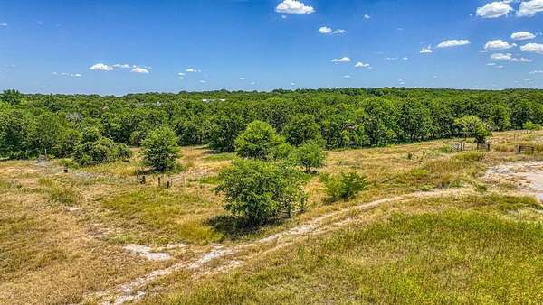 8.32 Acres of Residential Land for Sale in Paradise, Texas