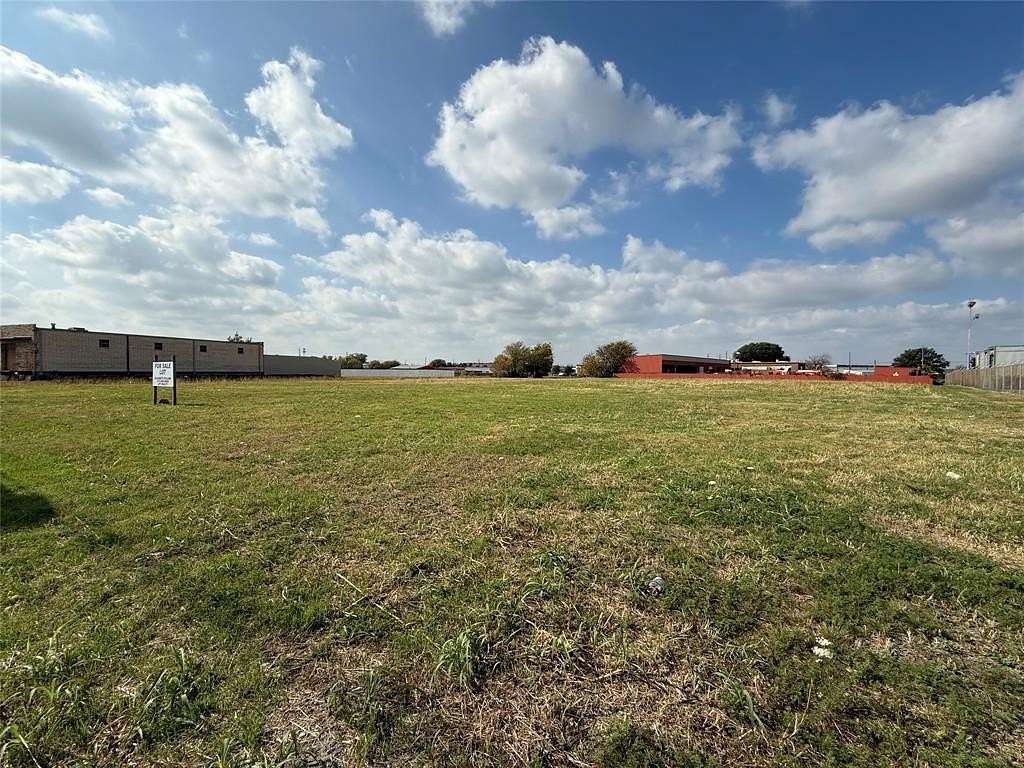 2.18 Acres of Commercial Land for Sale in Dallas, Texas