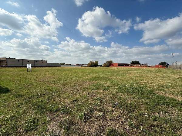 2.18 Acres of Commercial Land for Sale in Dallas, Texas