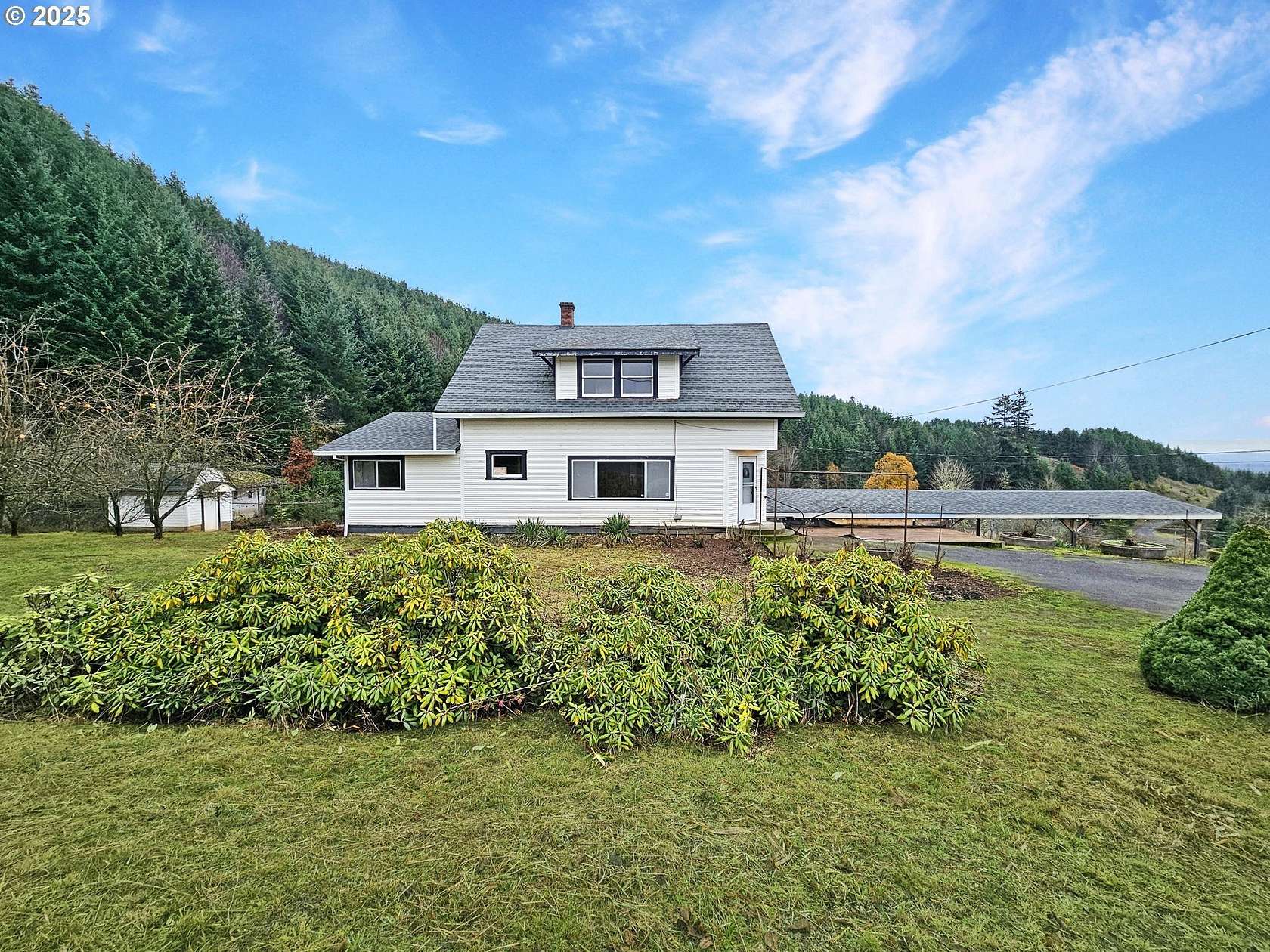 5 Acres of Land with Home for Sale in Scappoose, Oregon