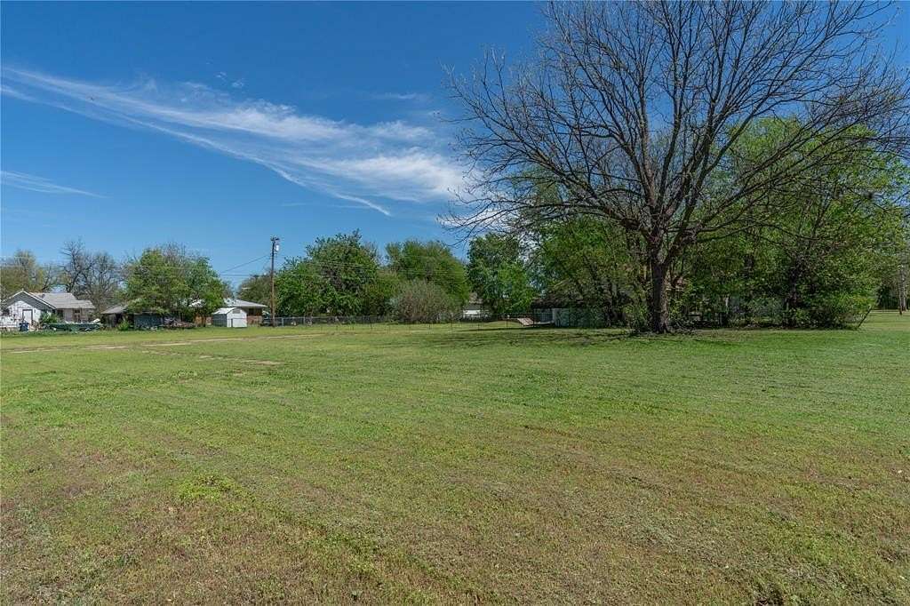 0.24 Acres of Residential Land for Sale in Lindsay, Oklahoma