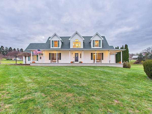 2.82 Acres of Residential Land with Home for Sale in Carroll, Ohio