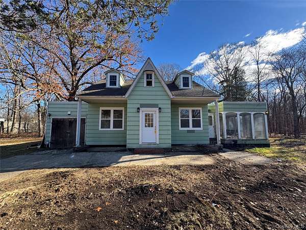 6.2 Acres of Residential Land with Home for Lease in Newburgh, New York