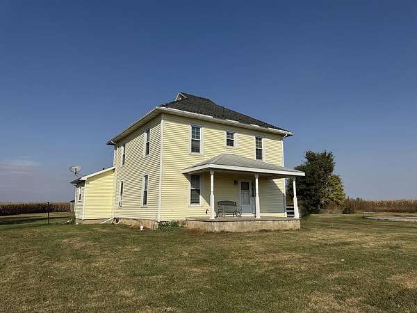 3 Acres of Residential Land with Home for Sale in Chadwick, Illinois