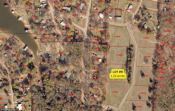 1.23 Acres of Residential Land for Sale in Bonham, Texas