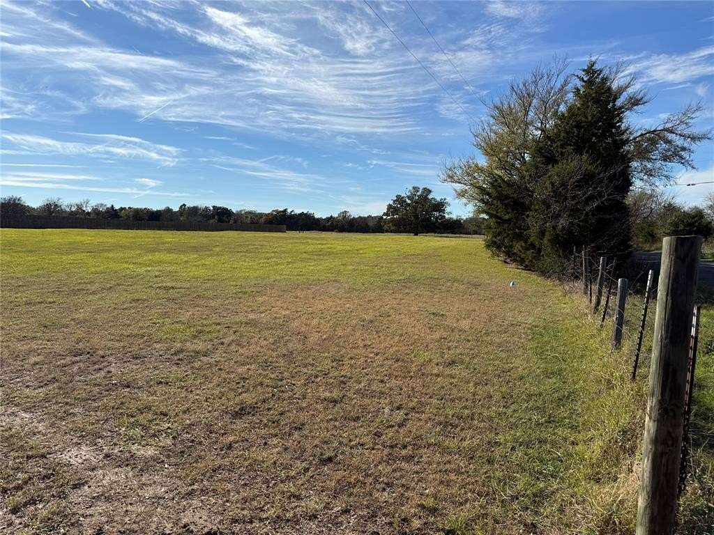 1.54 Acres of Residential Land for Sale in Wills Point, Texas