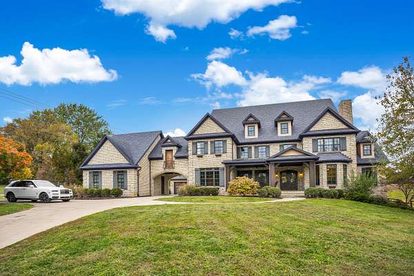 3 Acres of Residential Land with Home for Sale in Lexington, Kentucky