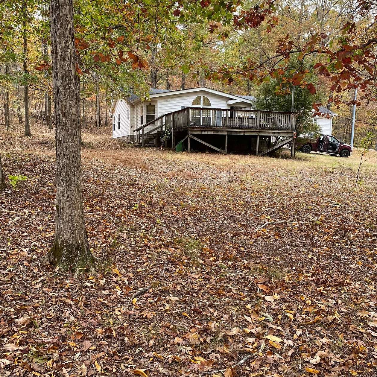 3 Acres of Residential Land with Home for Auction in Tuscumbia, Alabama